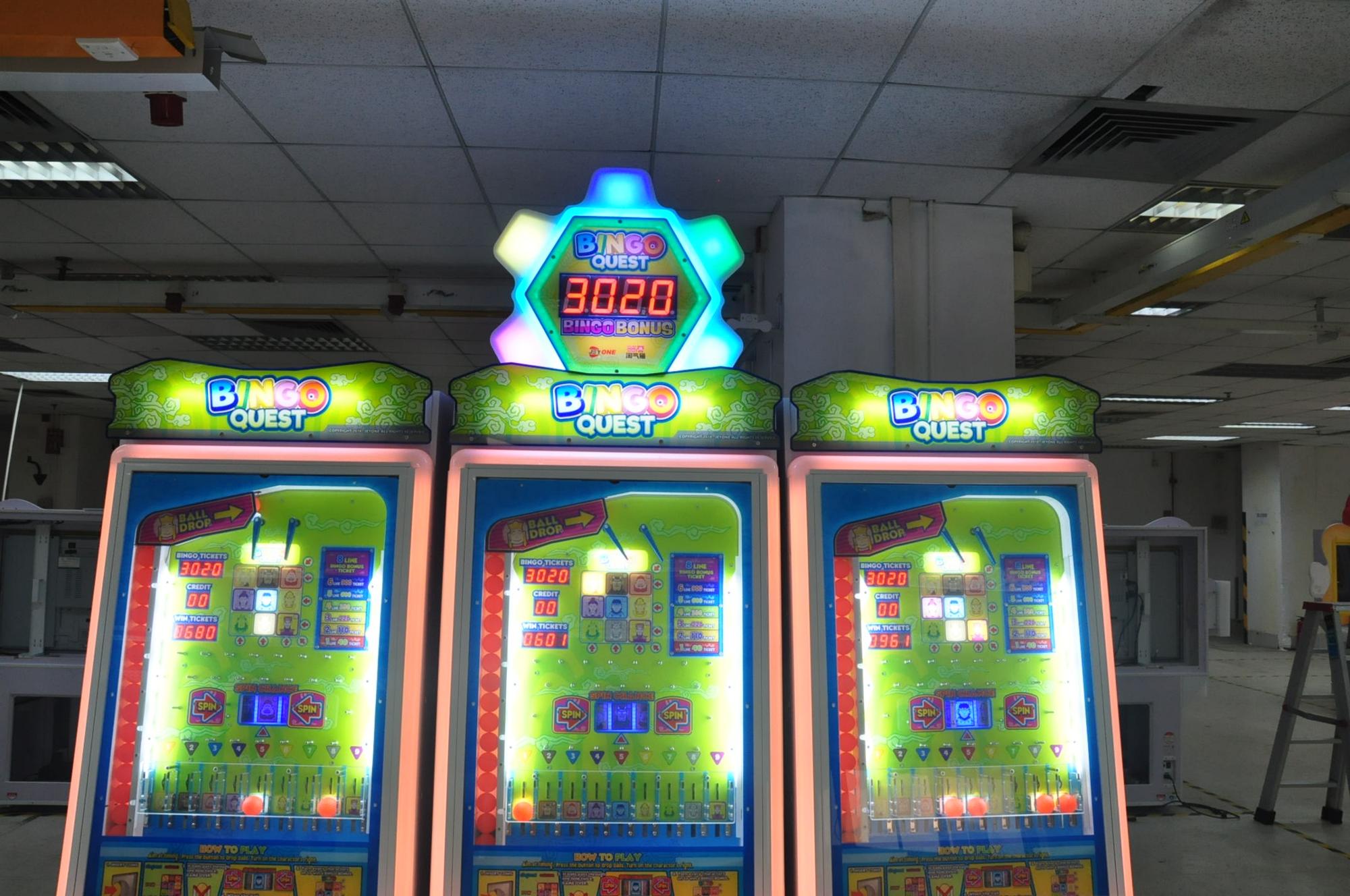 Indoor Coin Operated Arcade Bi - огляд і ціна Arcade Quest
