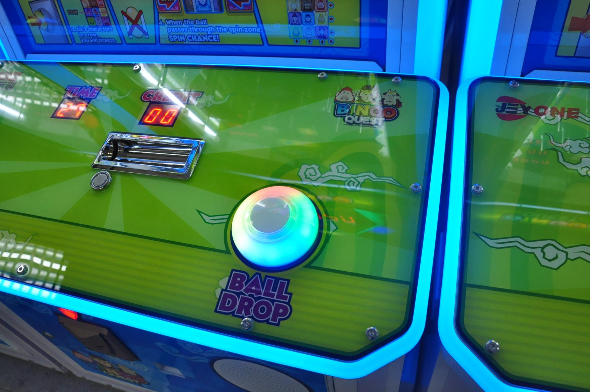 Indoor Coin Operated Arcade Bi - огляд і ціна Arcade Quest